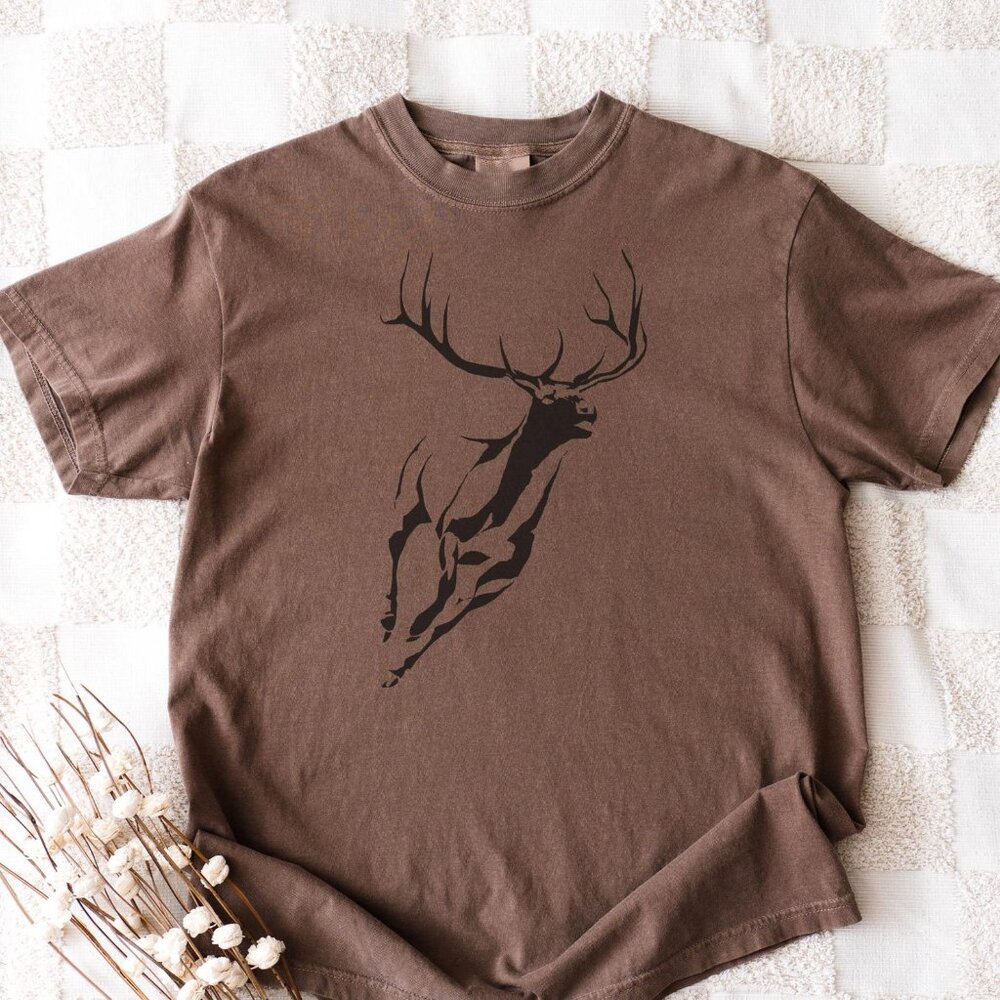 Stag Deer Shirt – Minimalist Leaping Deer Line Art Tee